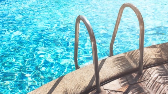 How much can a hotel be fined for Legionnaires' disease?