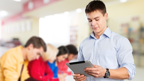 man-on-ipad-training-for-legionella.jpg.jpg